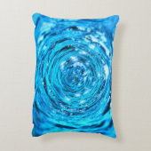 水のきらめく渦は青く見える アクセントクッション (裏面(縦))