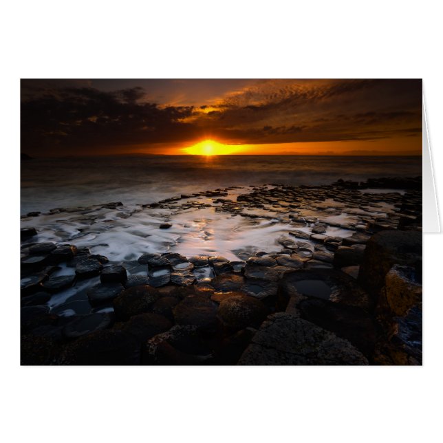 水のプール (正面横)