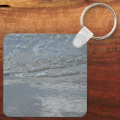水のラッピングビーチ抽象芸術写真 キーホルダー (裏面)