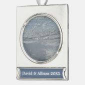 水のラッピングビーチ抽象芸術写真 シルバープレートバナーオーナメント (左)