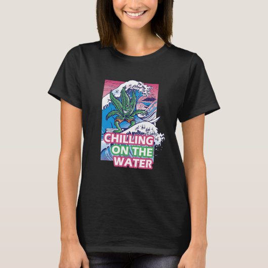 水の上で冷却サーフィンVibe良い時間 Tシャツ (正面)