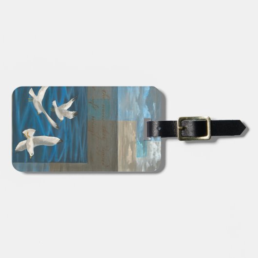 水の上に飛んでいる白いカモメが ラゲッジタグ (正面横)