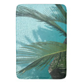 水の上のヤシの木 バスマット (正面縦)