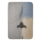 水の上の小さな鳥 バスマット (正面縦)