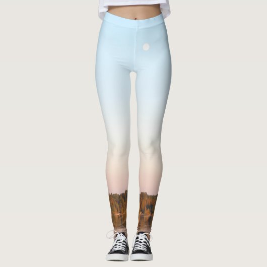 水の上の月 レギンス (正面)