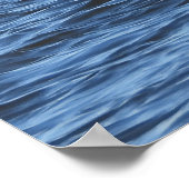 水の上の遠隔操作された帆船 ポスター (角)