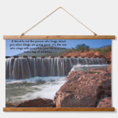 水の上を飛ぶステッピングストーン 吊り下げ型タペストリー (正面)