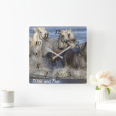 水の中を疾走する馬 スクエア壁時計 (ホーム)