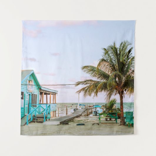 水の体近くの青木造住宅 タペストリー (正面)