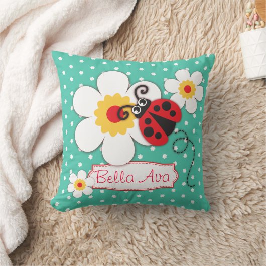 水の女の子のてんとう虫の名前の花の水玉模様の枕 クッション (ブランケット)