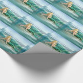 水の波およびカモメが付いている海岸の人魚 ラッピングペーパー (角)