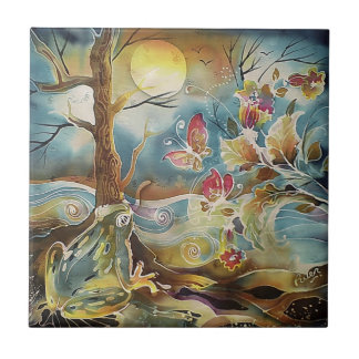 水の絹のそばのカエル絵画。 タイル