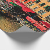 水の美しいビュー通りと古い建物i ラッピングペーパー (角)