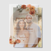 水の色かわいい秋小さなかぼちゃの赤ちゃんシャワー ベラム紙招待状 (オフセット (カップル))