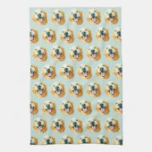 水の色で笑顔のゴールデンレトリバー犬 キッチンタオル (縦)