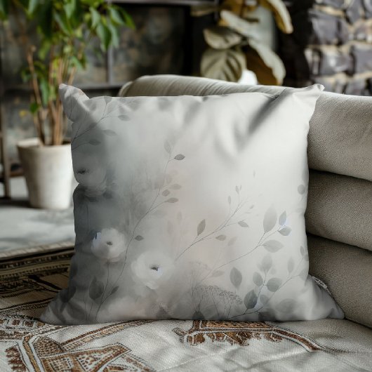 水の色で美しく消色した花の囁き クッション