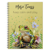 水の色のカエルおもしろいのカスタム文字と名前 ノートブック (正面)