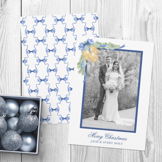 水の色のクリスマスま結婚たはベルの写真 シーズンカード