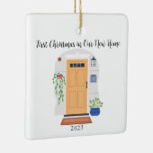 水の色のドアの初めてのクリスマスを私たちの新しい家 セラミックオーナメント (右)