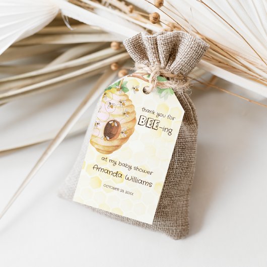 水の色のハネコームのまわりにベビーシャワー ギフトタグ