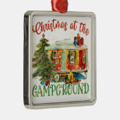 水の色の休日のクリスマスでCAMPGOUND メタルオーナメント (右)