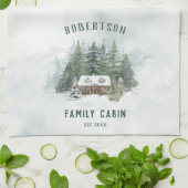 水の色の冬の松の森ファミリーキャビン キッチンタオル (折り畳み)