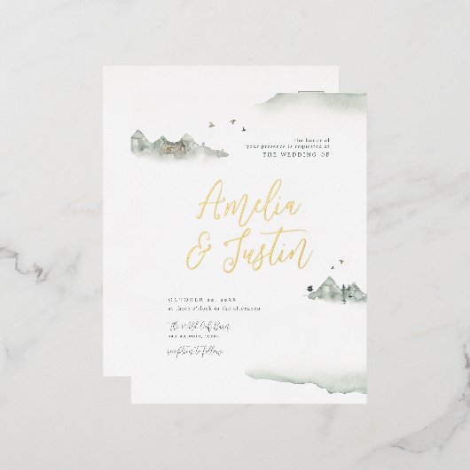水の色の山々屋外の目的地の結婚式 箔招待状ポストカード (正面/裏面)