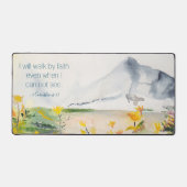 水の色の山の感動的聖なる書物、 経典 デスクマット (正面)