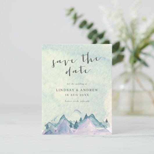 水の色の山の結婚式の日付を保存 招待状 (スタンド正面)