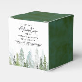 水の色の松の木の森ベビーシャワー フェイバーボックス (正面サイド)