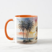 水の色の甘い夕日ビーチとヴィンテージバスマグ マグカップ (左)