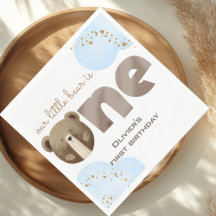 水の色の私たちの小さなクマは1つのベビーの誕生日