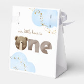 水の色の私たちの小さなクマは1つのベビーの誕生日 フェイバーボックス (裏面サイド)