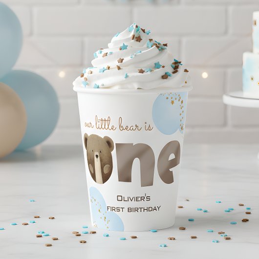 水の色の私たちの小さなクマは1つのベビーの誕生日 紙コップ