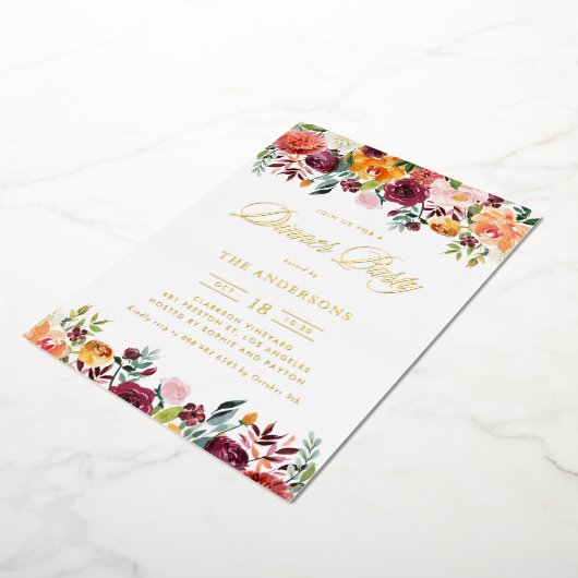 水の色の秋の開花ガーランドディナーパーティー 箔招待状 (回転した状態)