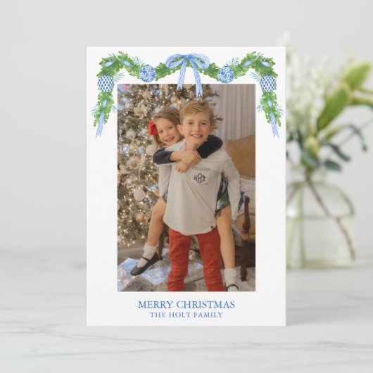 水の色の陳腐なオーナメントガーランドクリスマス シーズンカード (スタンド正面)