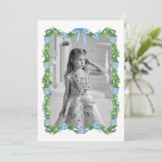 水の色の陳腐なオーナメントガーランドクリスマス シーズンカード (スタンド正面)