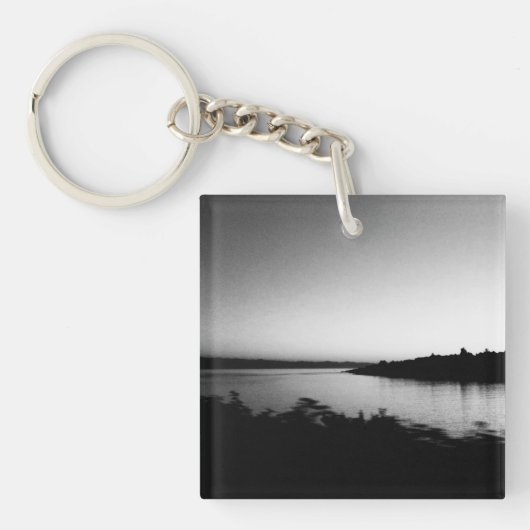 水の色カナダの白黒の写真 キーホルダー (正面)