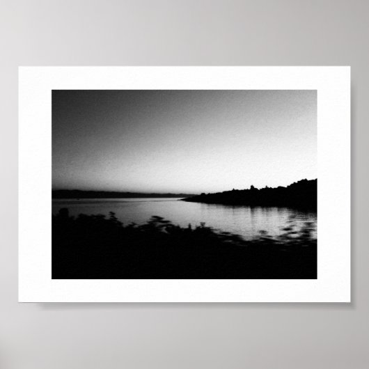 水の色カナダの白黒の写真 ポスター (正面)