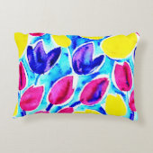 水の色クラフトチューリップのカラフルパターン黄色 アクセントクッション (裏面)