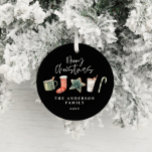 水の色クリスマスクッキーはキャンディケーンを飲む セラミックオーナメント<br><div class="desc">おもしろいフェスティバルデザインは水色の冬のお気に入り – ホットチョコレート、キャンディケーン、ストッキング。スクリプトのコンテンポラリーフォントでメリークリスマス祝は、休暇の季節に最適。このオーナメントは、コレクションの一部として編集できる。</div>