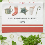 水の色クリスマスクッキー飲み物キャンディーケーンキット キッチンタオル<br><div class="desc">おもしろいフェスティバルデザインは水色の冬のお気に入り – ホットチョコレート、キャンディケーン、ストッキング。スクリプトのコンテンポラリーフォントでメリークリスマス祝は、休暇の季節に完璧な。</div>