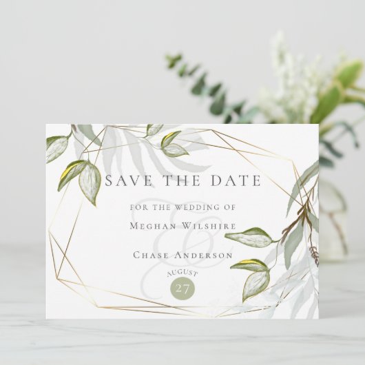 水の色ダスティ素朴セージの葉の日付を保存 招待状 (スタンド正面)