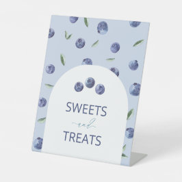 水の色ブルーベリエレガントーベビーシャワースイーツと 台座サイン