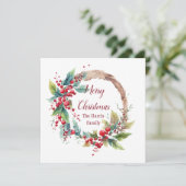 水の色ホリーリースパーソナライズされたクリスマス シーズンカード (スタンド正面)