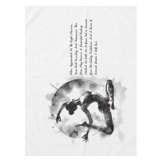 水の色ヨガ霊気一足王ピジョンポーズ テーブルクロス (正面)