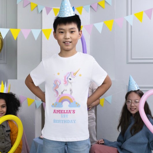 水の色レインボーモダンユニコーン誕生日ファミリー Tシャツ