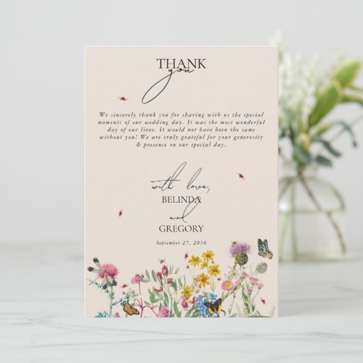 水の色ワイルドフラワーガーデンカップルの写真結婚の サンキューカード (スタンド正面)