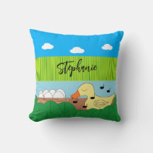 水の近くで歌う母アヒル：