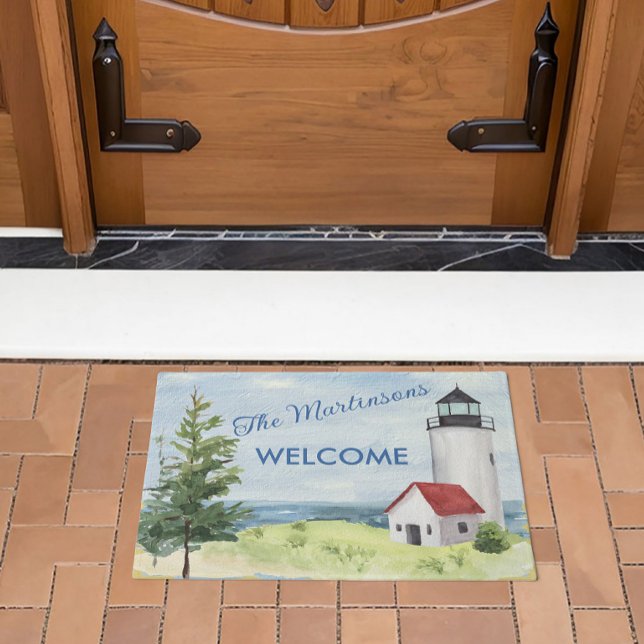 水の魅力的色ライトハウスシーンようこそ名前 ドアマット (クリエイターアップロード済み)